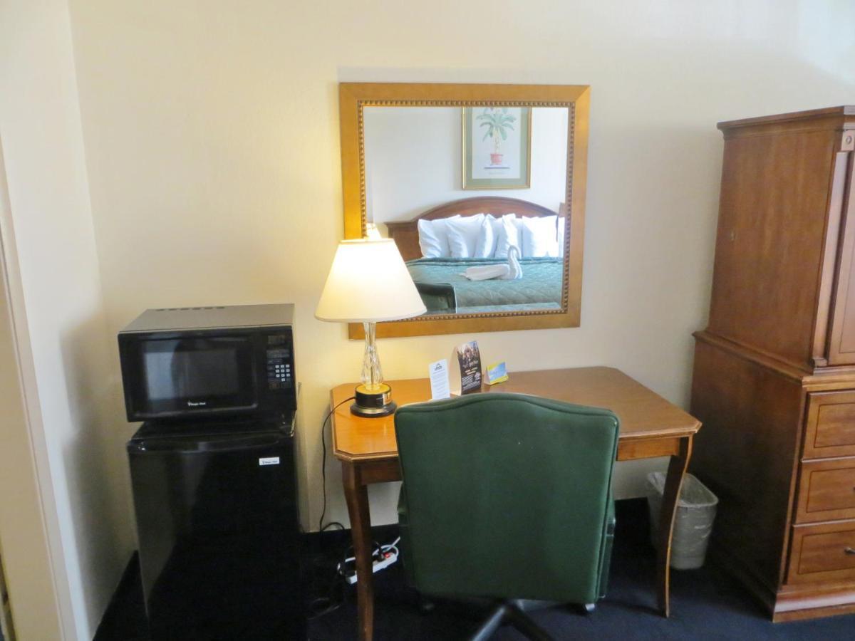 Days Inn By Wyndham Orlando Airport Florida Mall Room photo